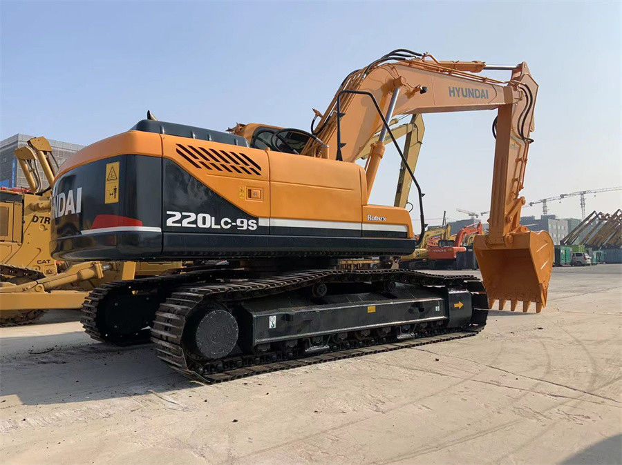 220lc-9s usou a máquina escavadora Made In Korea de Hyundai 22 toneladas de máquinas escavadoras da esteira rolante