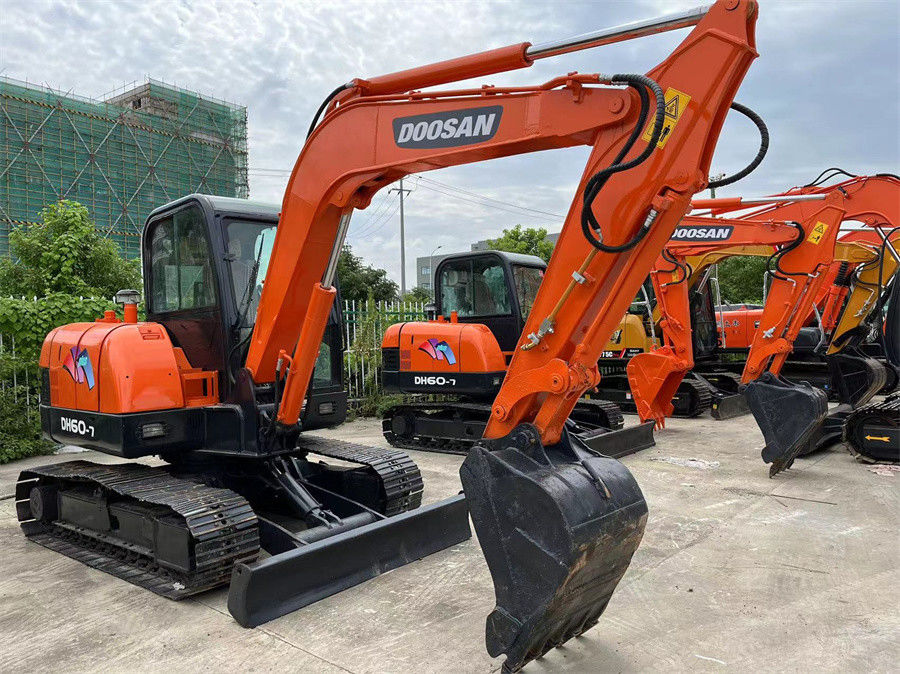 Pequena escavadeira Doosan DH60 Mini Crawler Digger Coreia Marca 6ton