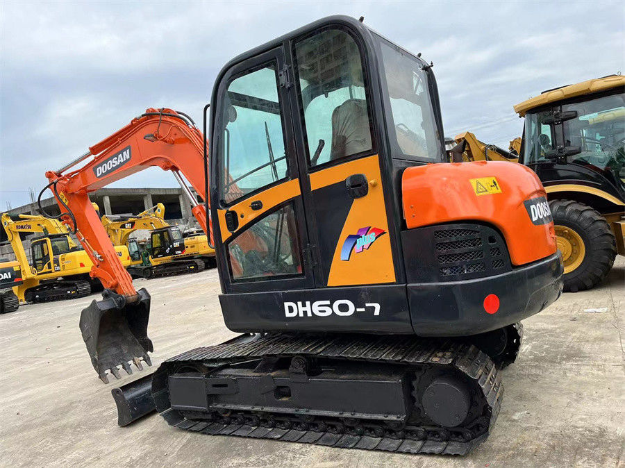 Pequena escavadeira Doosan DH60 Mini Crawler Digger Coreia Marca 6ton