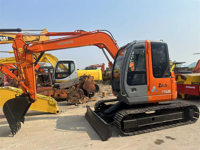 Usado Hitachi ZX75US Mini Excavator Usado 7.5 Ton Hitachi ZX75 Mini Excavator Digger