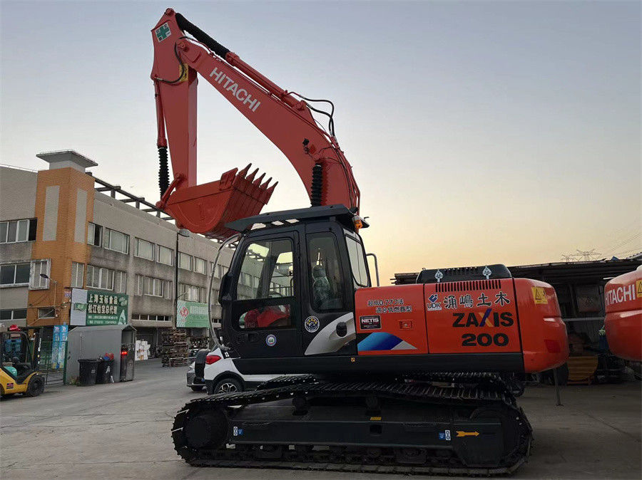 Usado Japão 2021 Ano Hitachi ZX200 Excavator Excelente estado Cor Vermelha
