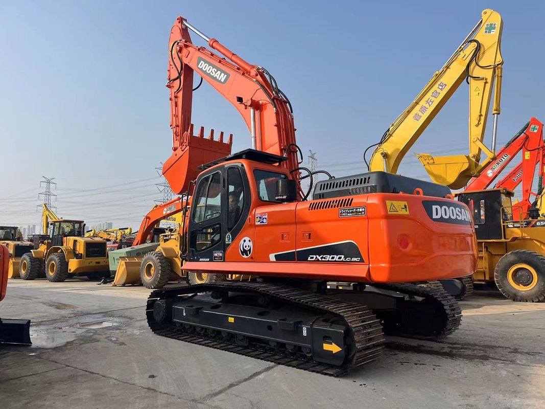 Excavadora original Doosan usada DX300LC-9C 30 toneladas Excavadora usada média Doosan 300 equipamento pesado