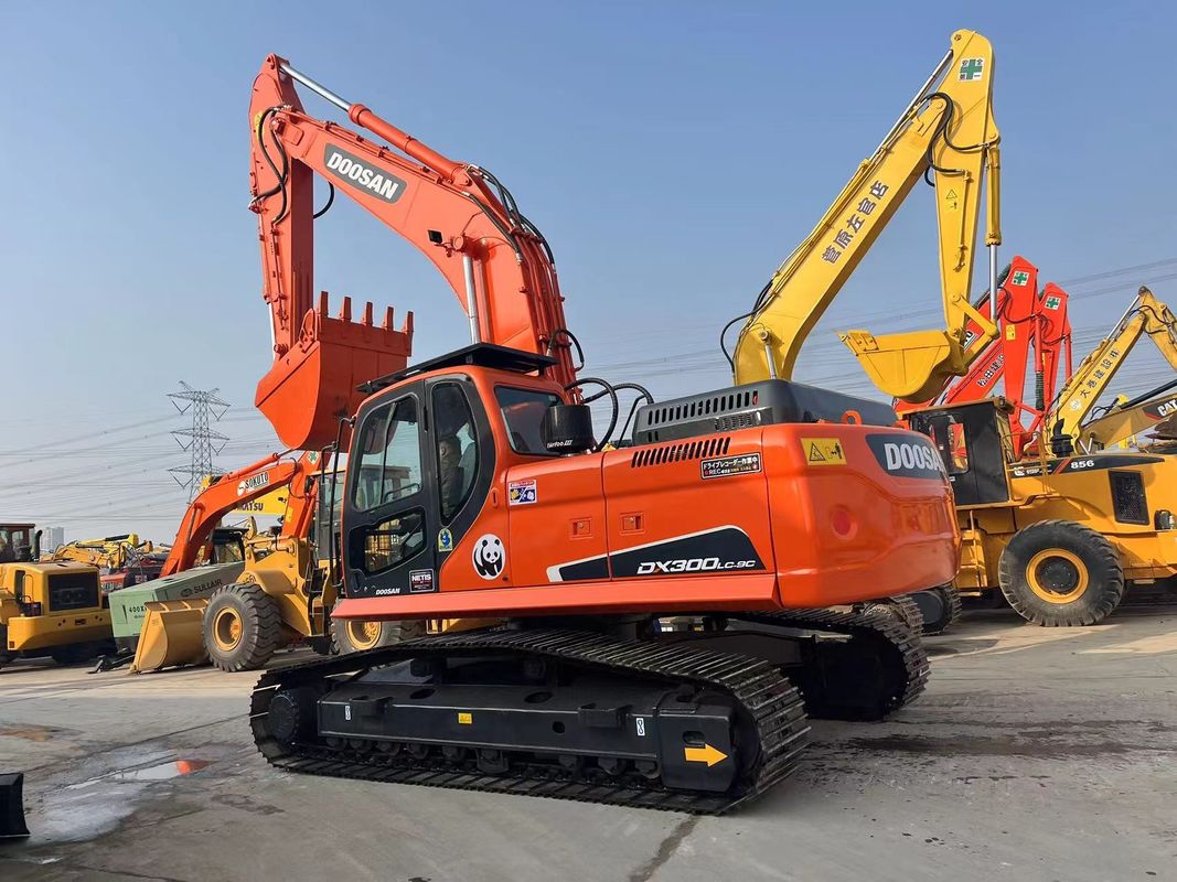 Excavadora original Doosan usada DX300LC-9C 30 toneladas Excavadora usada média Doosan 300 equipamento pesado