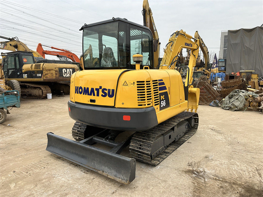 Pequeno Japão Komatsu PC56 Excavadora Hidráulica Usada Mini Tamanho Peso 5 toneladas com lâmina