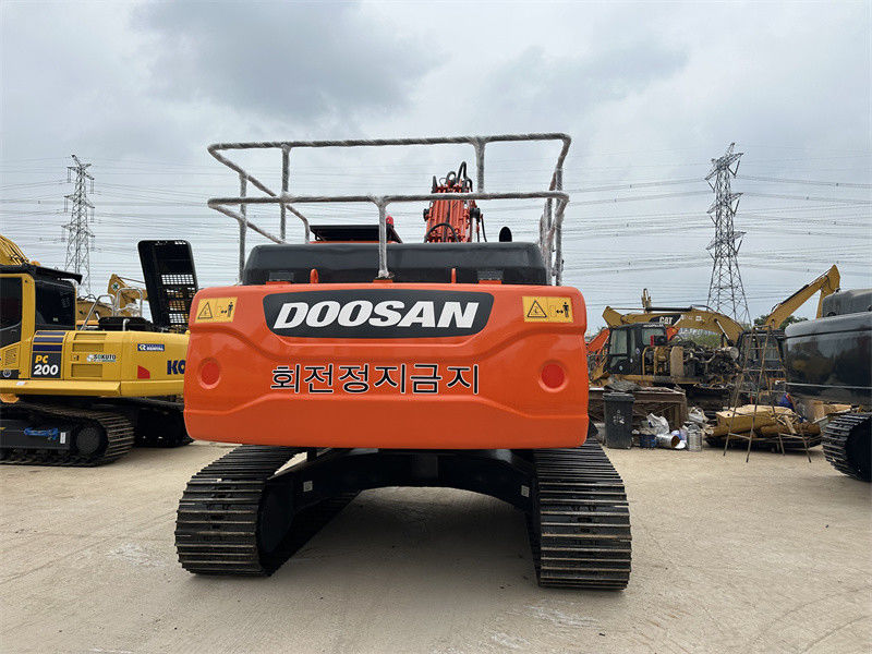 Potência do motor de 180 kW Excavadoras usadas Doosan DX260 com capacidade de balde de 1,2 M3