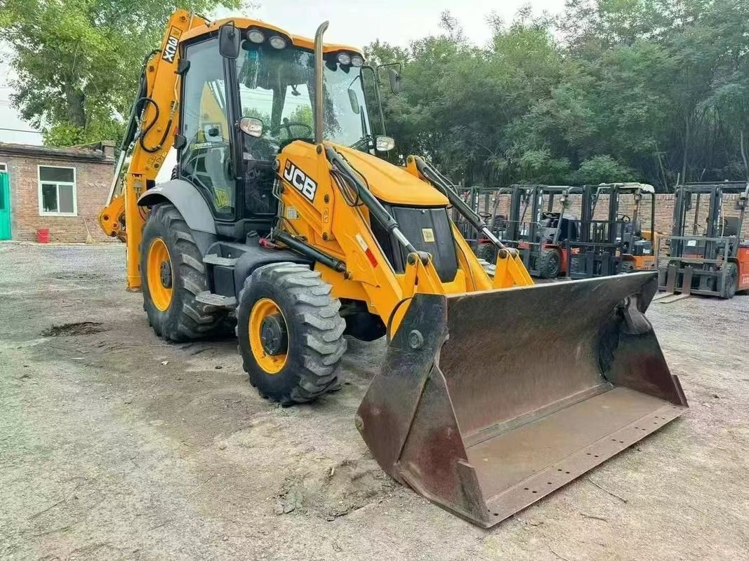 Excavadora JCB 3CX Usada, carregadora de retroescavadeira com balde dividido