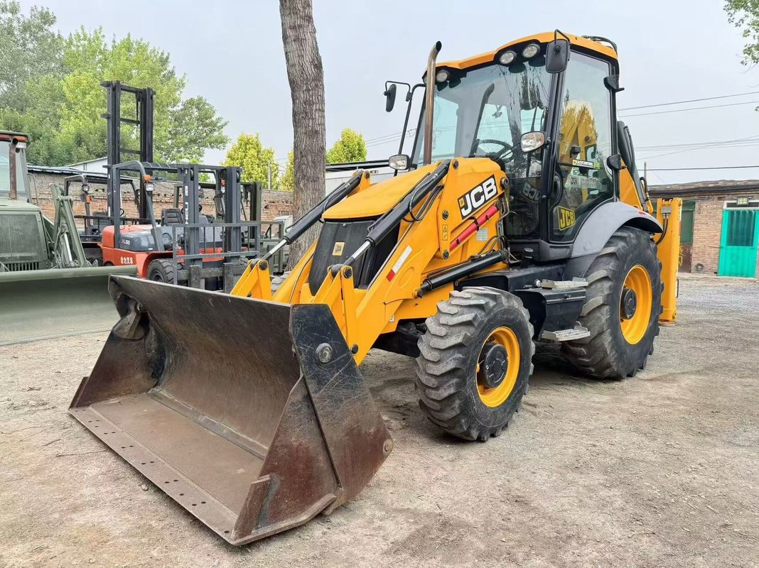Excavadora JCB 3CX Usada, carregadora de retroescavadeira com balde dividido