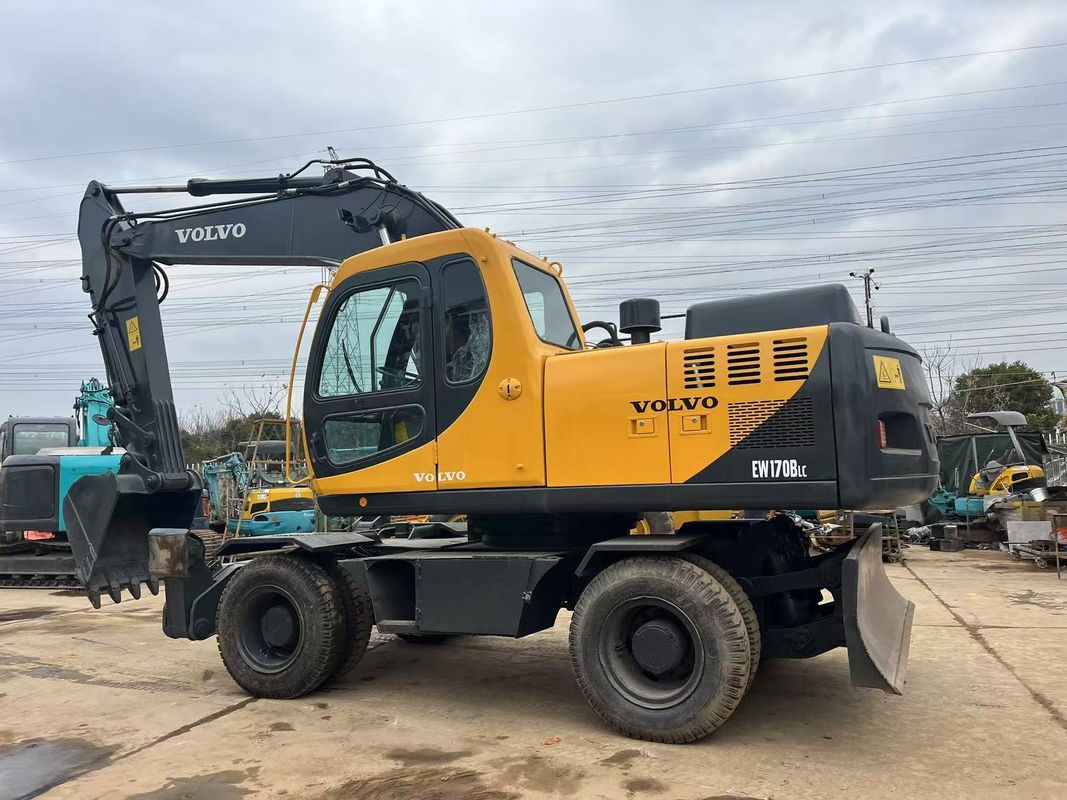 Excavadora de rodas Volvo EW170 de 17 toneladas de alto desempenho