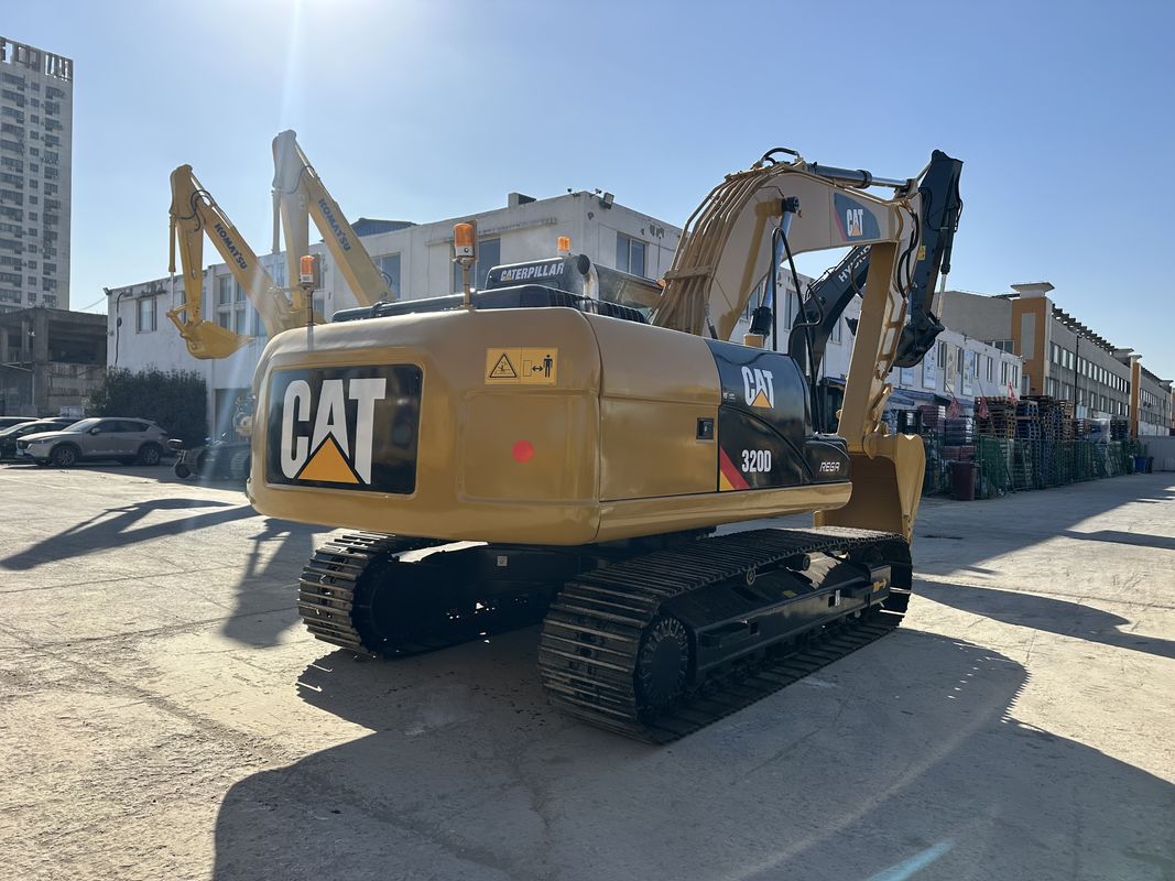 Excavadora CAT 320D usada de 20 toneladas Excavadora CAT 320 média de segunda mão