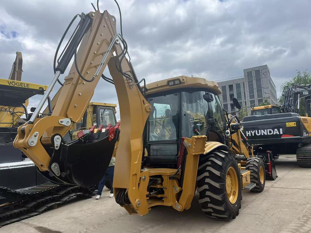 Escavadeira retroescavadeira Caterpillar 420F nova em folha com caçamba que abre e lança extensível