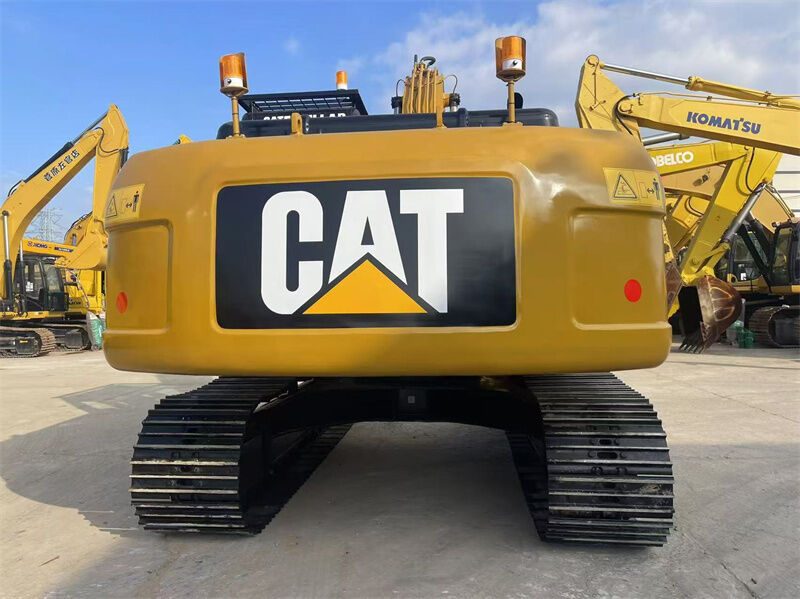 Excavadora Caterpillar 320D usada com motor Caterpillar C6.4 e capacidade de balde de 1,2 m3 para construção pesada