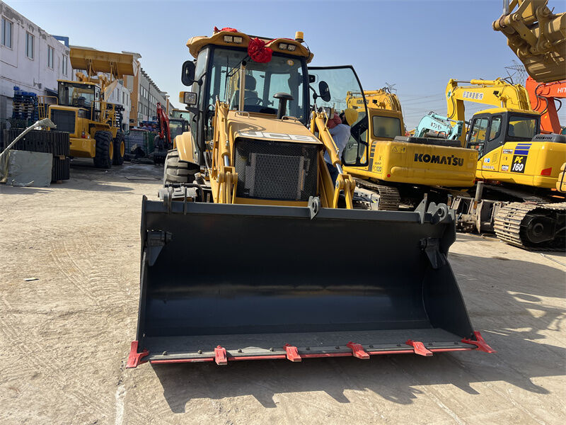 Máquinas de construção em bom estado, carregadora de retroescavadeira JCB 3CX nova em folha para venda.