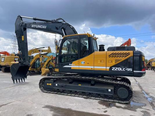 Escavadeira Hyundai R220LC-9S Usada 22T Esteira Caçamba 1.2m3